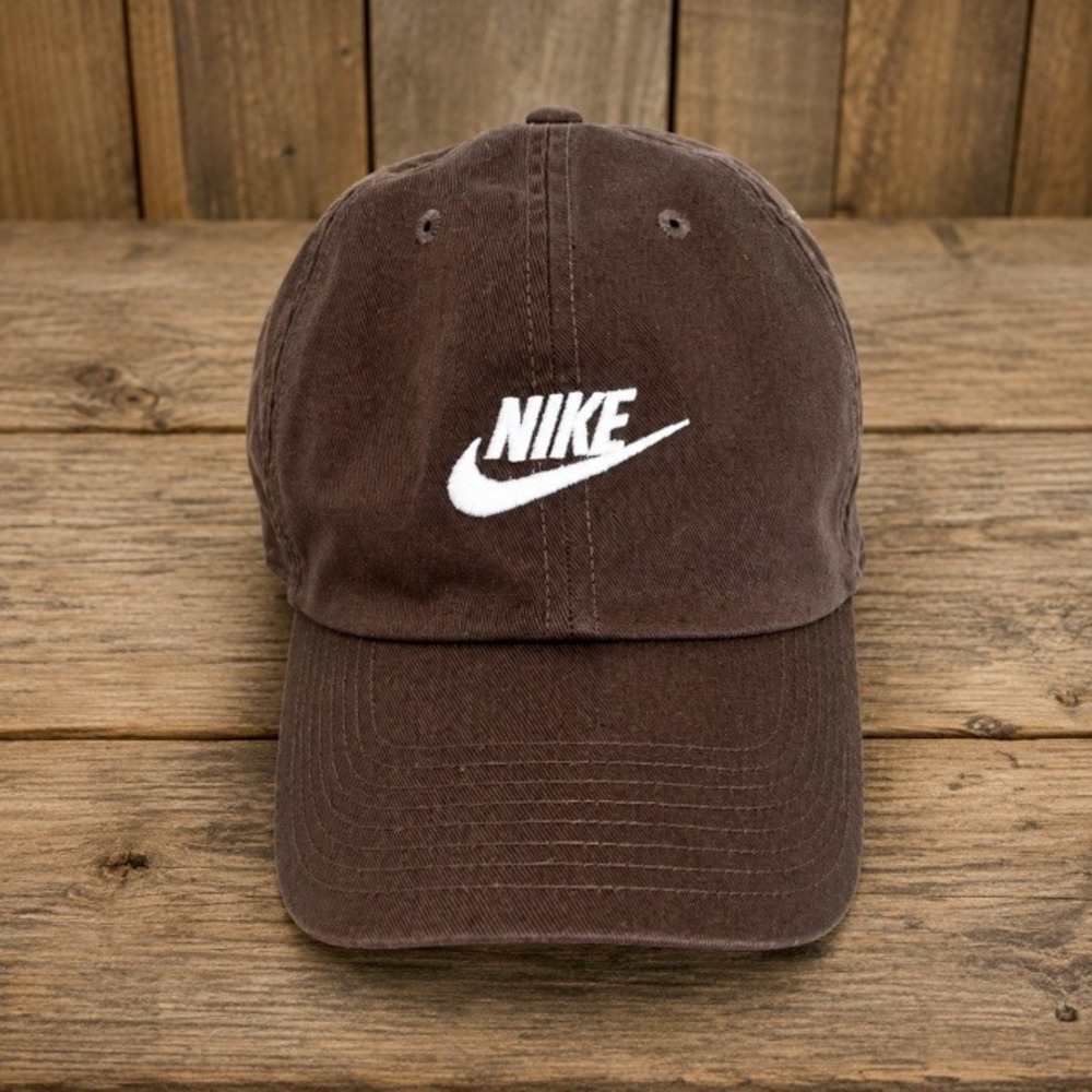 Nike Club Futura Wash Cap Baroque Brown White M/L Adjustable FB5368-237